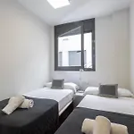 My Space Emirates - Splendid With Terrace And Pool Near Park Gueell * Barcelona