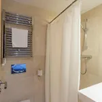 My Space Emirates - Splendid With Terrace And Pool Near Park Gueell *