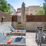 My Space Emirates - Splendid With Terrace And Pool Near Park Gueell Apartmán *