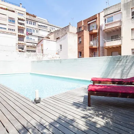 My Space Emirates - Splendid With Terrace And Pool Near Park Gueell Appartamento