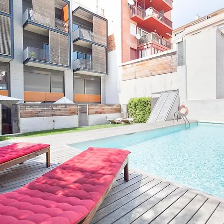 My Space Emirates - Splendid With Terrace And Pool Near Park Gueell Appartamento *