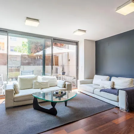 My Space Emirates - Splendid With Terrace And Pool Near Park Gueell Barcellona