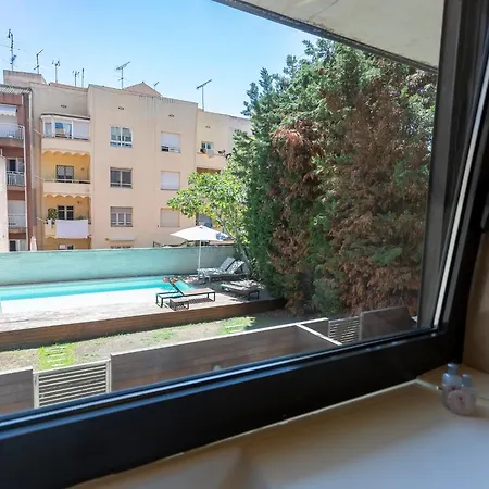 My Space Emirates - Splendid With Terrace And Pool Near Park Gueell