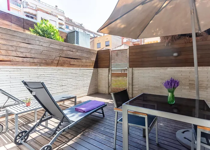 My Space Emirates - Splendid With Terrace And Pool Near Park Gueell דירה