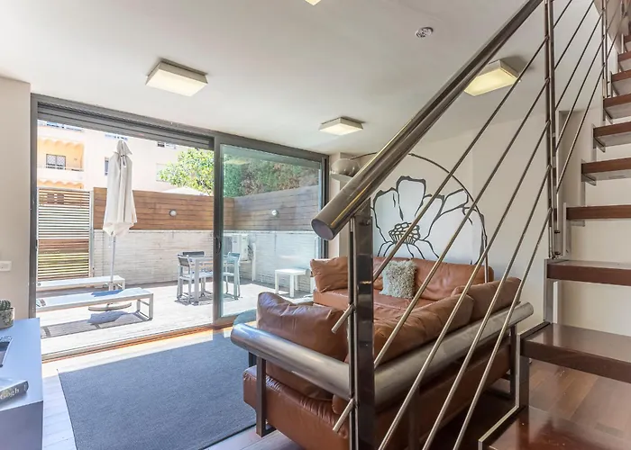My Space Emirates - Splendid With Terrace And Pool Near Park Gueell *