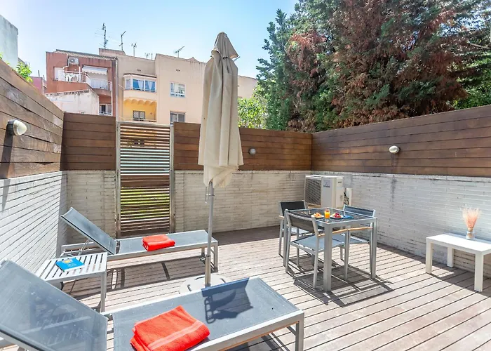 My Space Emirates - Splendid With Terrace And Pool Near Park Gueell * ברצלונה