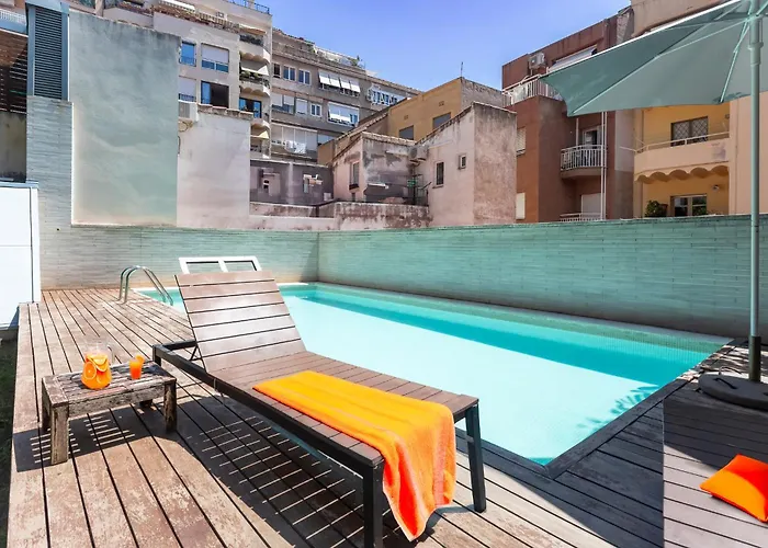 My Space Emirates - Splendid With Terrace And Pool Near Park Gueell