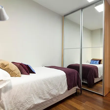 Apartment My Space Emirates - Splendid With Terrace And Pool Near Park Gueell Barcelona