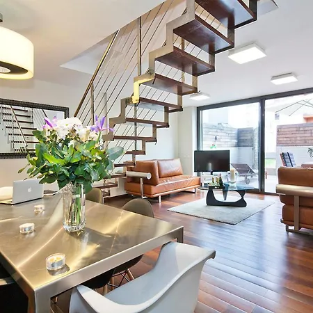 My Space Emirates - Splendid With Terrace And Pool Near Park Gueell Apartment Barcelona