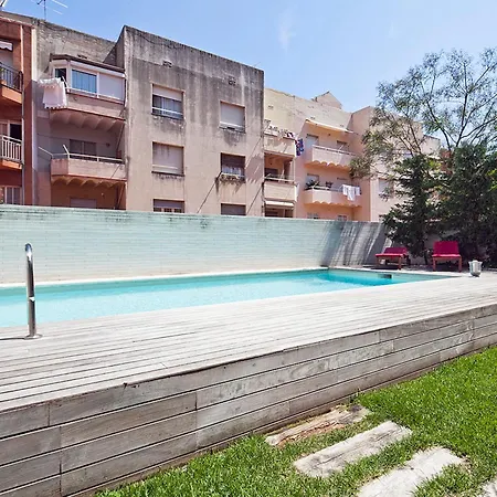 My Space Emirates - Splendid With Terrace And Pool Near Park Gueell *