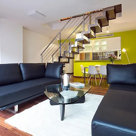 My Space Emirates - Splendid With Terrace And Pool Near Park Gueell Apartment
