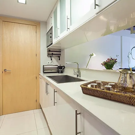 My Space Emirates - Splendid With Terrace And Pool Near Park Gueell * Barcelona
